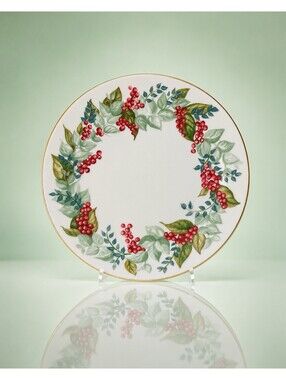 Restoration Hardware 2003 Festive Berry Replacement Salad Plate, 8.5” FREE SHIP